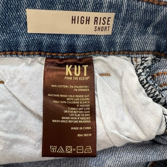 KUT From the Kloth High Rise Short Plus Size 22W Wide - Picture 13 of 13